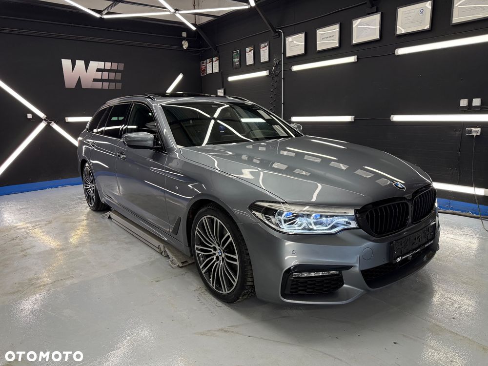 BMW Seria 5 520d M Sport Edition - 1