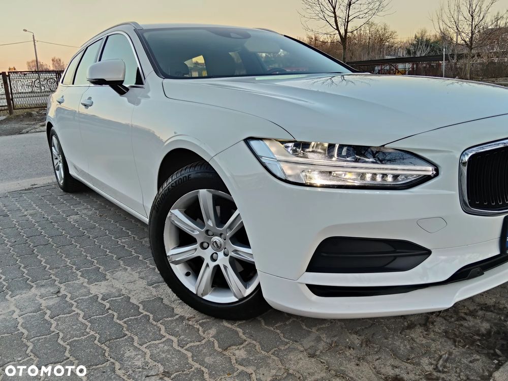 Volvo V90 - 16