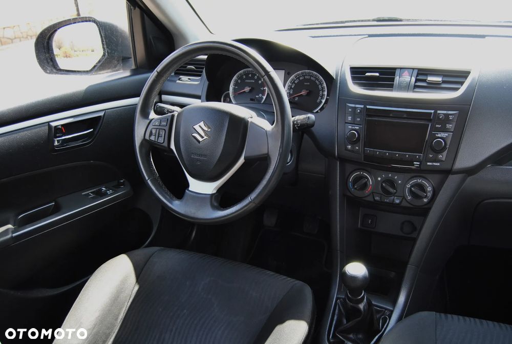 Suzuki Swift - 11