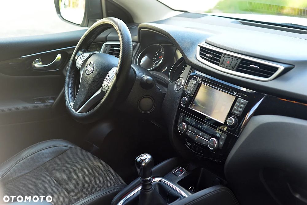 Nissan Qashqai 1.6 DIG-T Tekna - 12