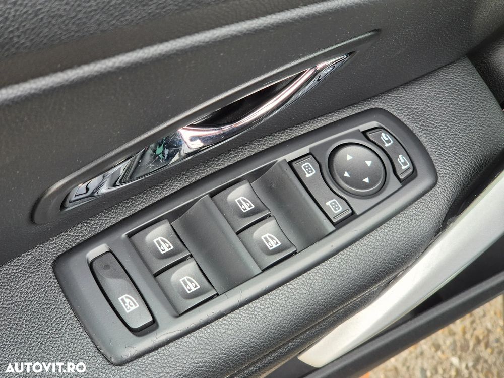 Renault Megane ENERGY dCi 110 Start & Stop Bose Edition - 29