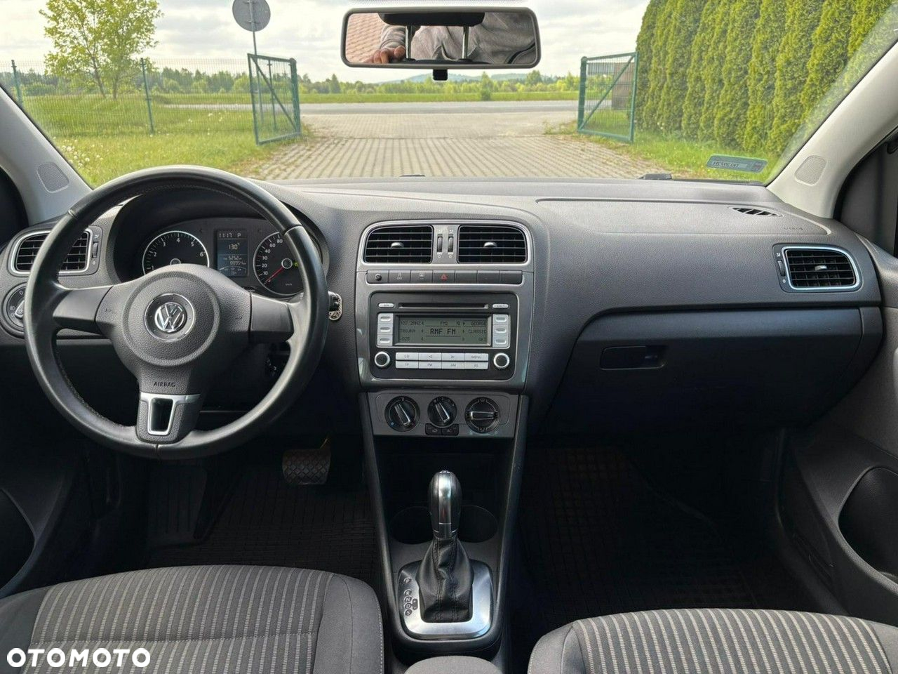 Volkswagen Polo 1.4 16V Comfortline DSG - 10