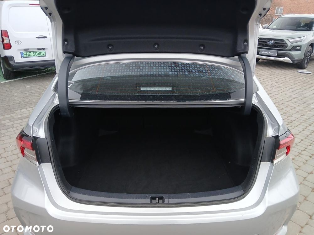 Toyota Corolla 1.8 Hybrid Comfort - 14