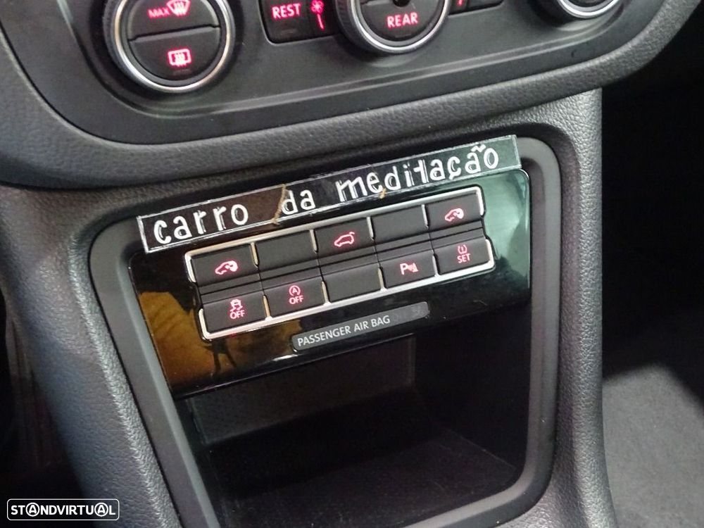 VW Sharan 2.0 TDI Confortline DSG - 26