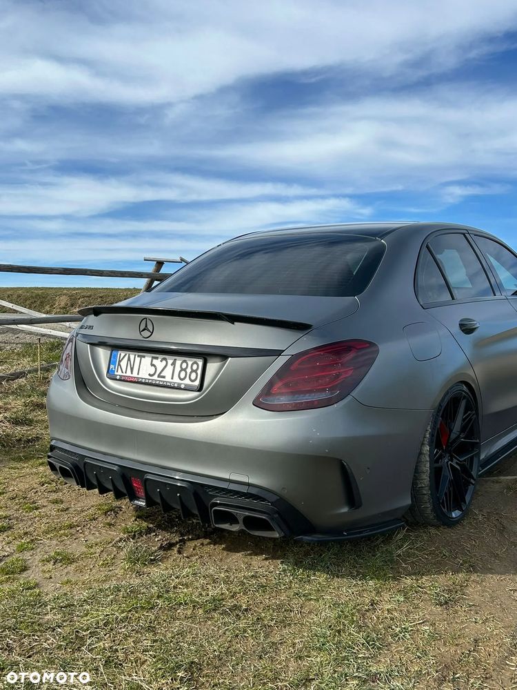 Mercedes-Benz Klasa C AMG 63 - 15