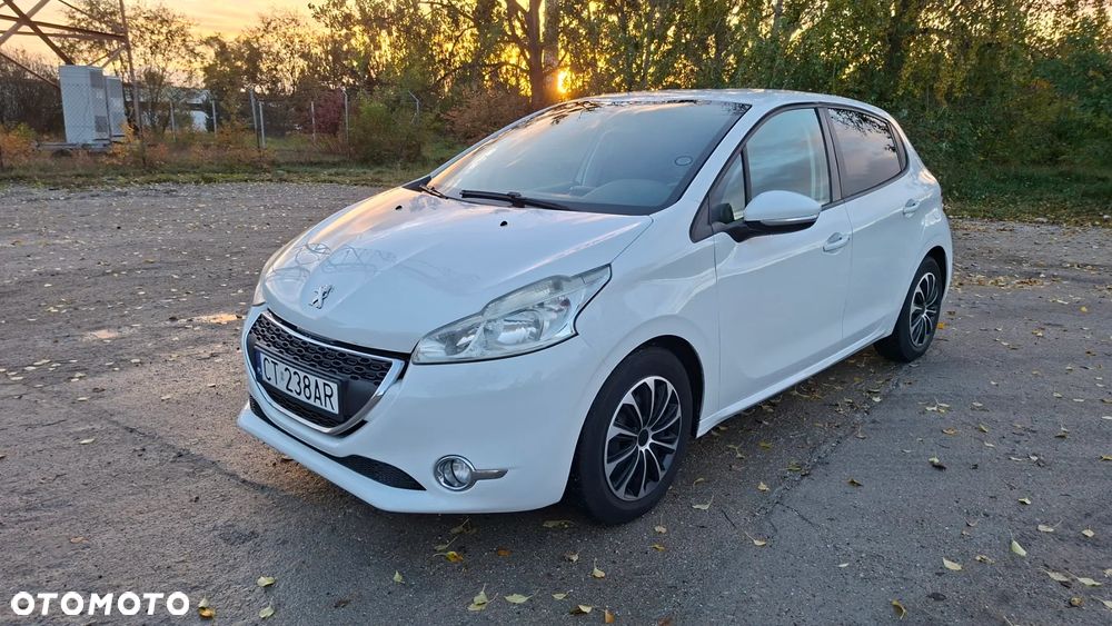 Peugeot 208
