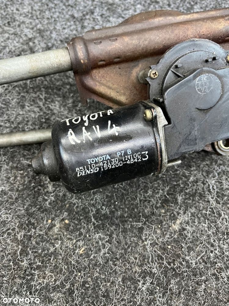 toyota rav 4 D4D II mechanizm wycieraczek silniczek przód 8511042130 - 2