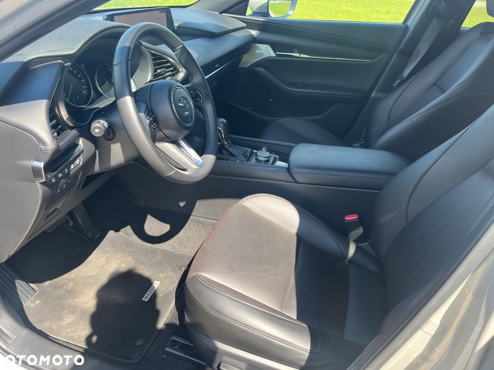 Mazda 3 e-SKYACTIV-G 140 M HYBRID TAKUMI - 10