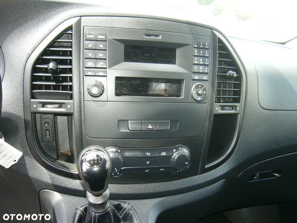 Mercedes-Benz VITO 111 cdi LONG 1,6 cdi 115 Ps Super stan - 17