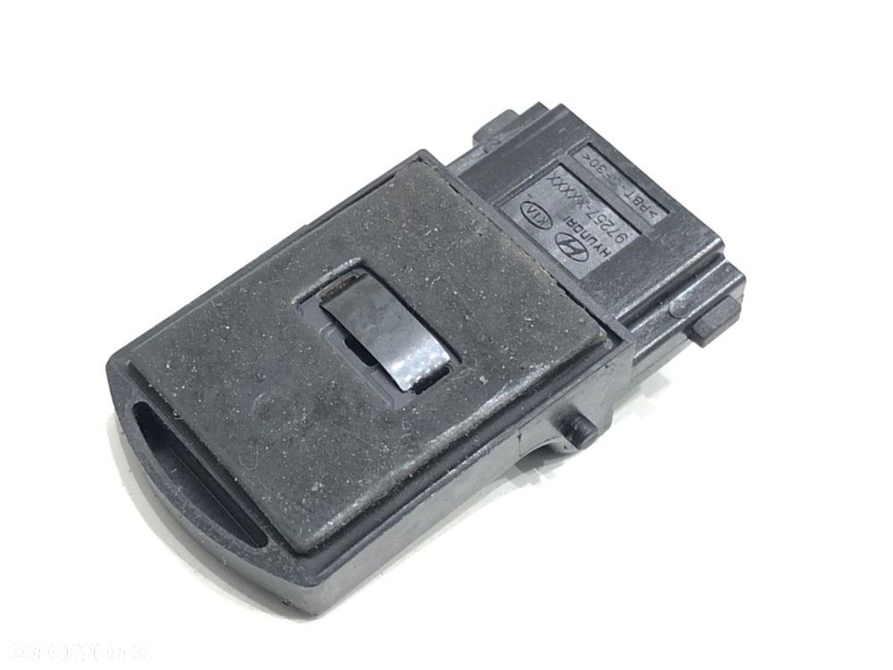 CZUJNIK NASŁONECZNIENIA  KIA RIO IV (YB, SC, FB) 2017 - 2022 1.2 CVVT 62 kW [84 KM] benzyna 2020 - - 1