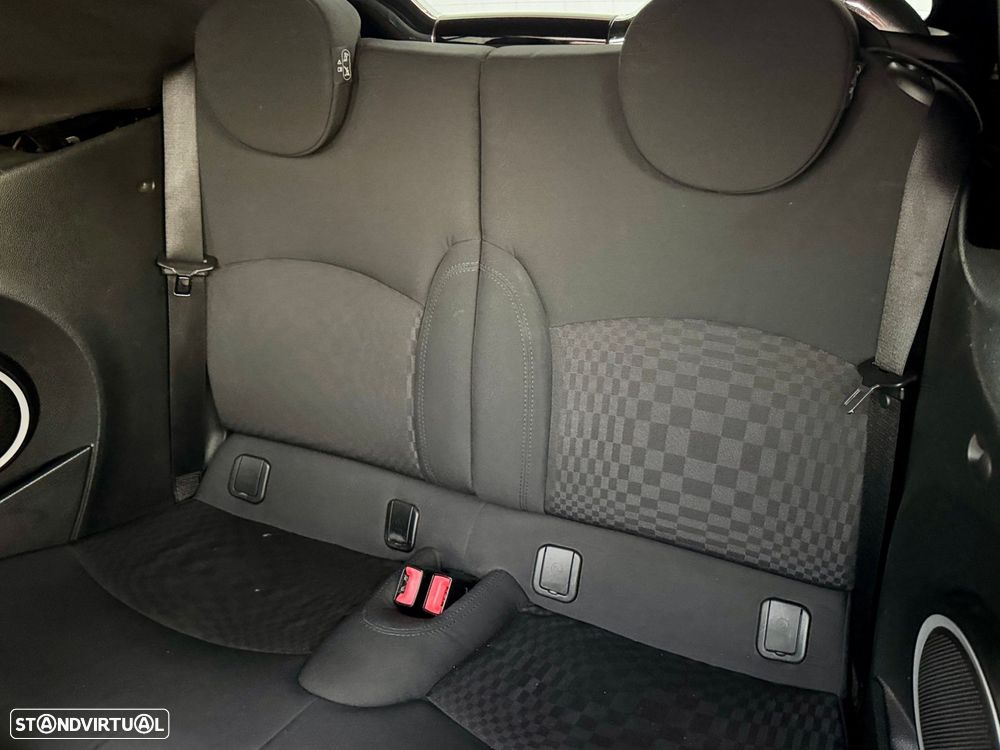 MINI Cabrio Cooper S - 26