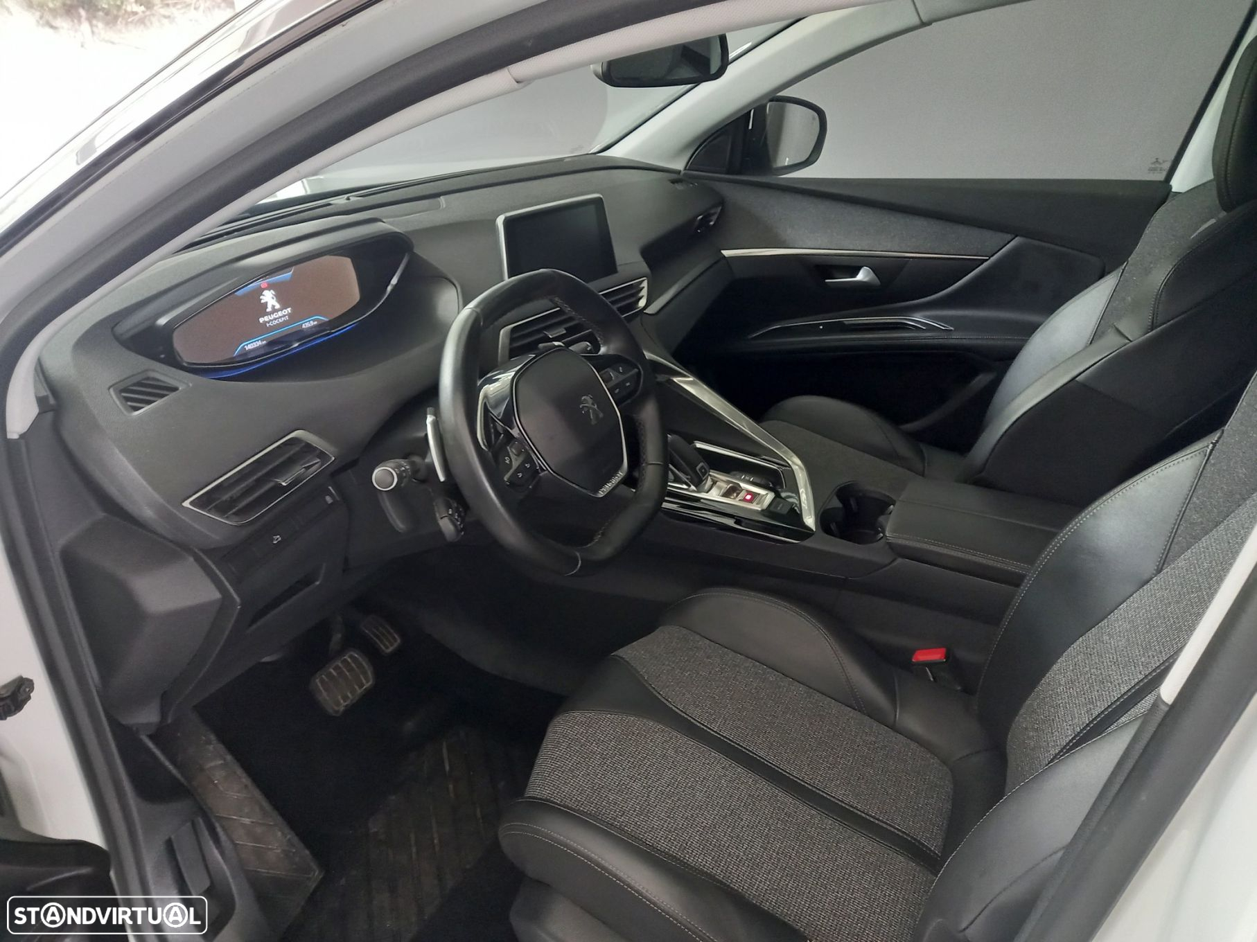 Peugeot 5008 1.5 BlueHDi Allure EAT8 - 14