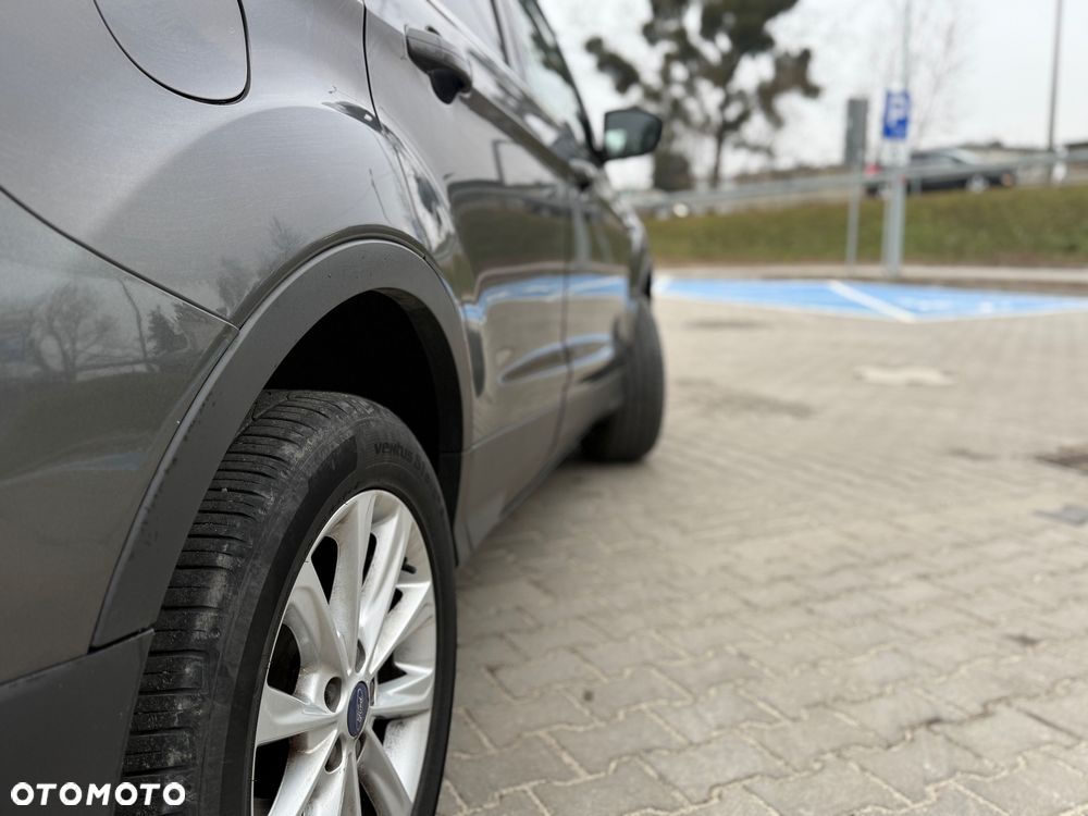 Ford Kuga 2.0 TDCi 4x4 Titanium - 10