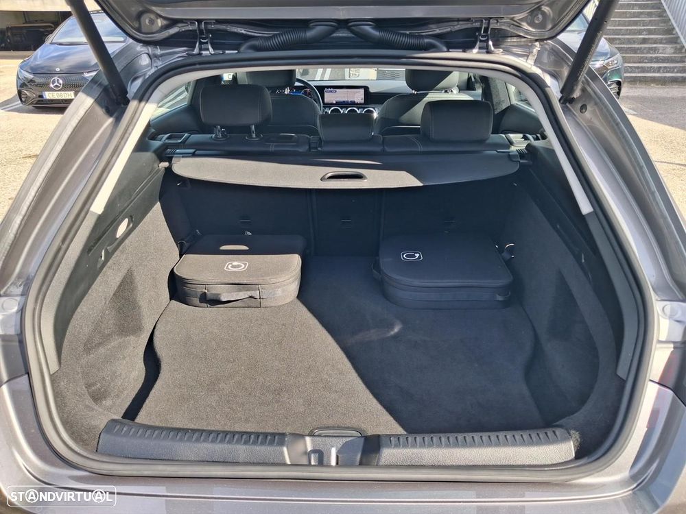 Mercedes-Benz CLA 250 e Shooting Brake Style Plus - 13