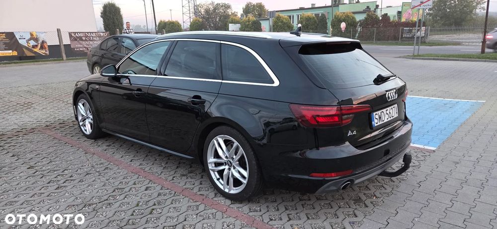 Audi A4 Avant - 4