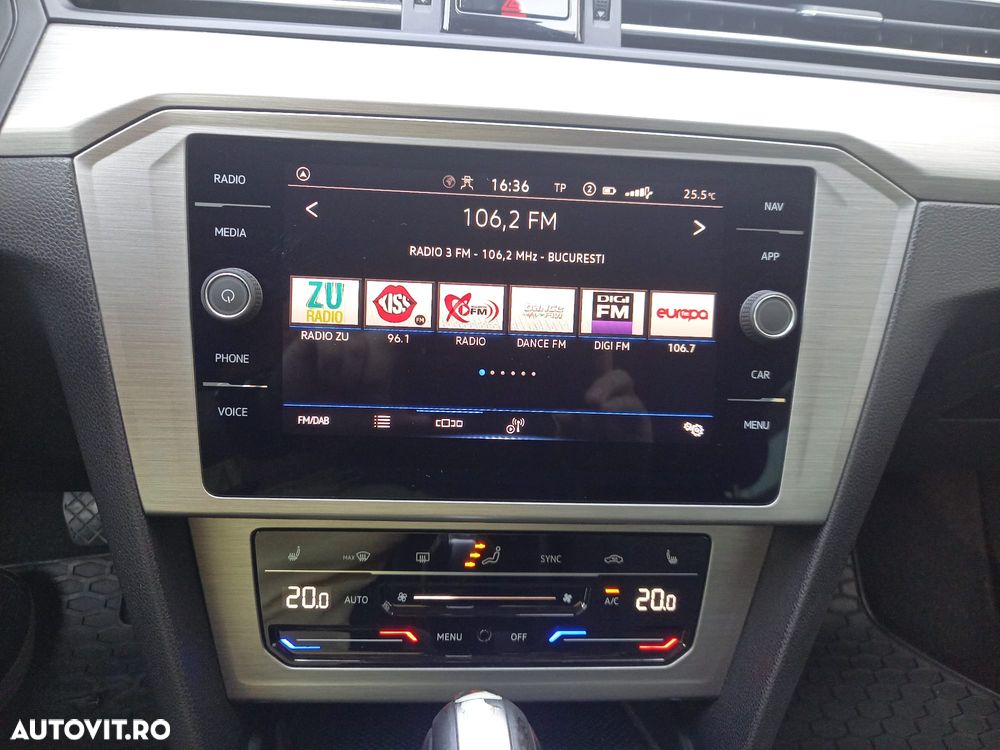 Volkswagen Passat - 17