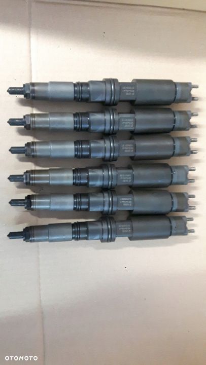 WTRYSKI KOMPLET RE549641 JOHN DEERE 6175R 15R - 1