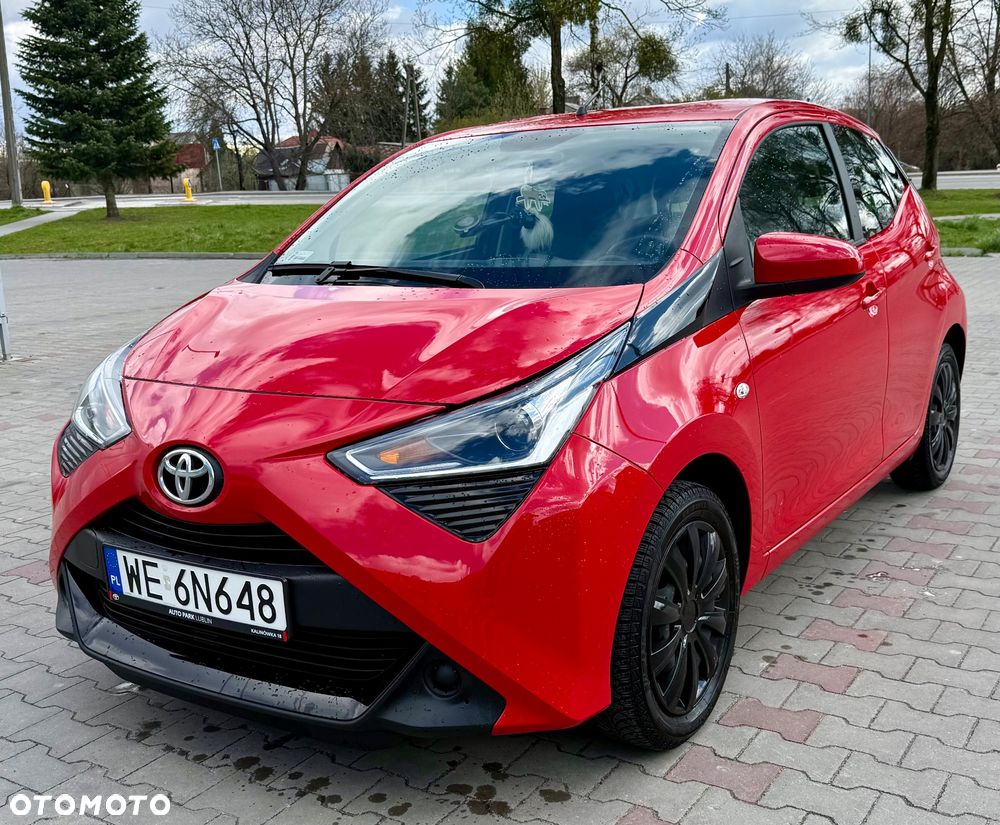Toyota Aygo 1.0 VVT-i Color Edition - 1