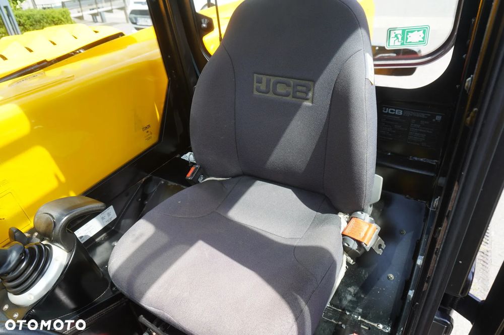 JCB 525-60T5 / 2022 / 860 MTH! / 2,5 t / zasięg 6 m / joystick - 28