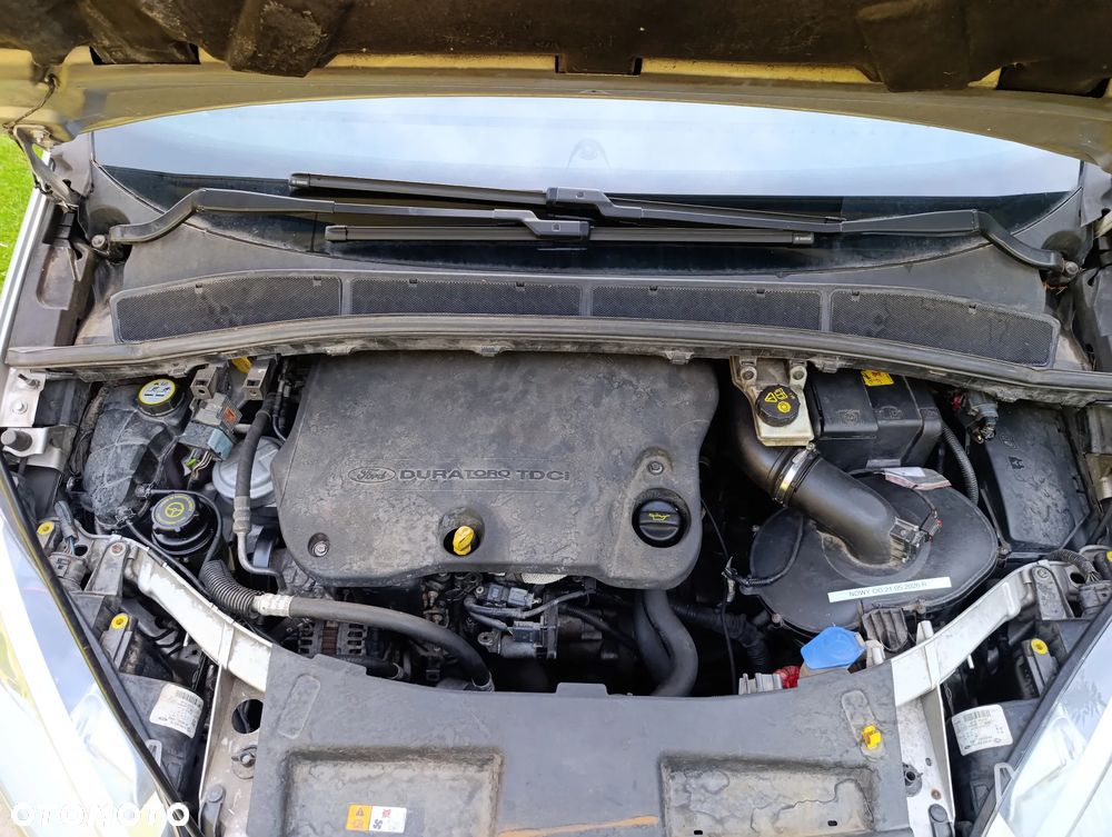 Ford S-Max - 16