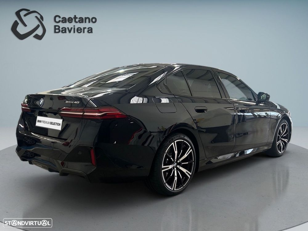 BMW i5 eDrive40 Pack Desportivo M - 8