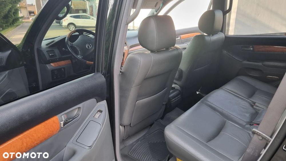 Lexus GX Standard - 17