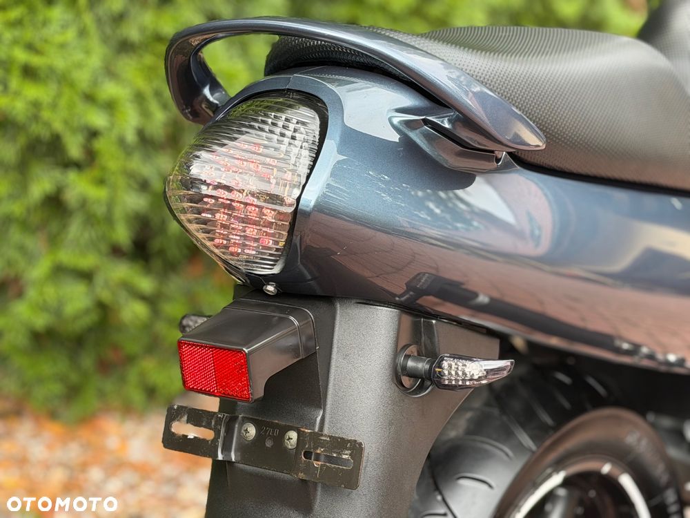 Suzuki GSX-F - Katana - 25