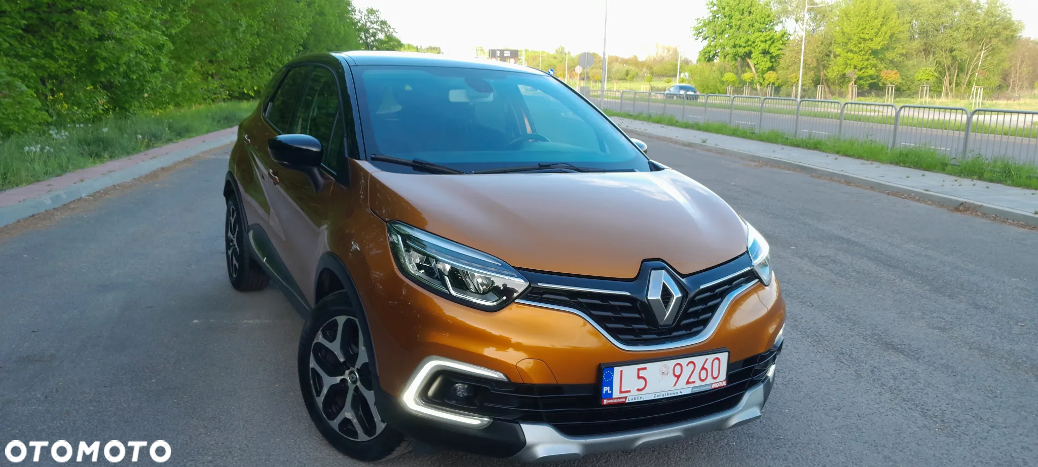 Renault Captur 1.2 Energy TCe Intens EDC - 37