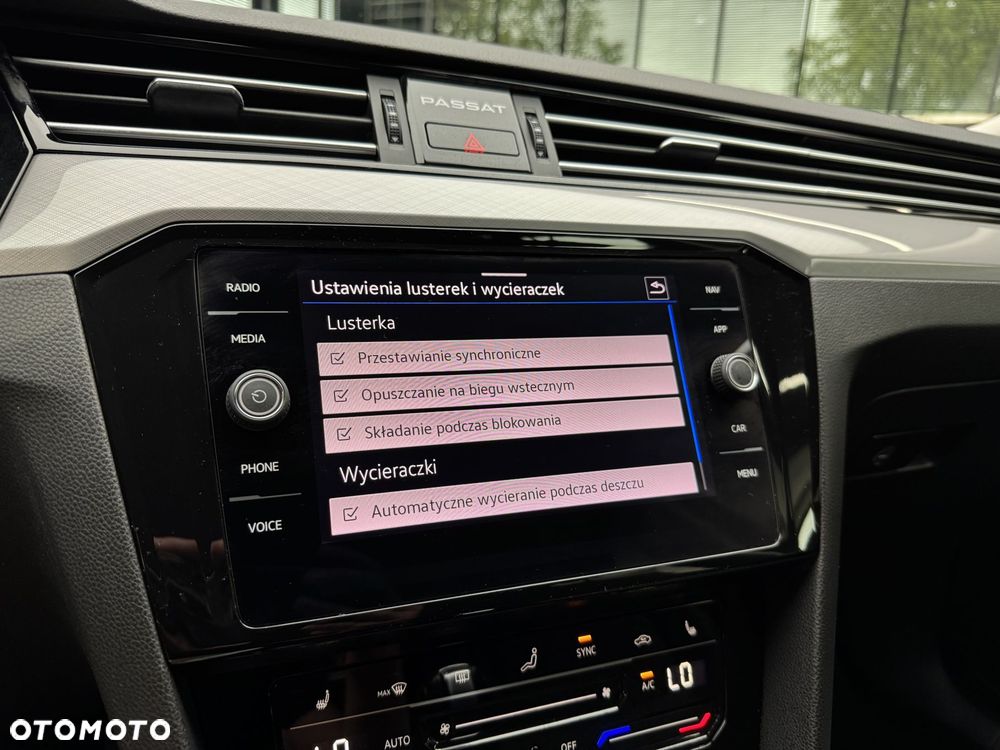 Volkswagen Passat Variant - 35