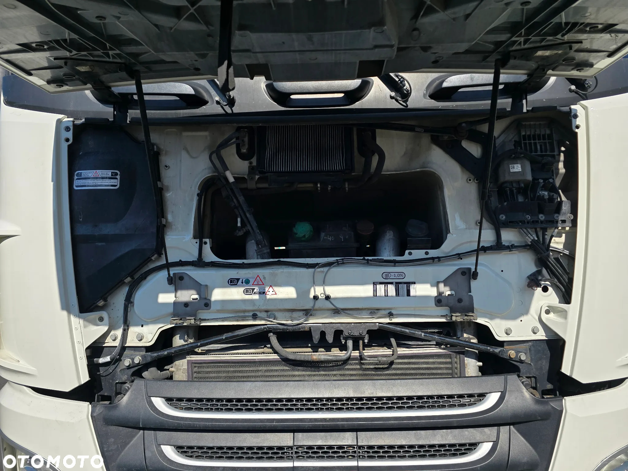 DAF 106  510 km SUPESPACE automat standard - 6