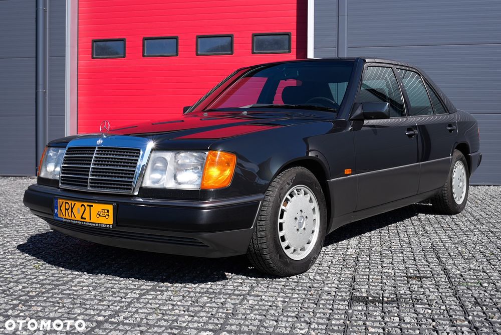 Mercedes-Benz W124 (1984-1993) - 1