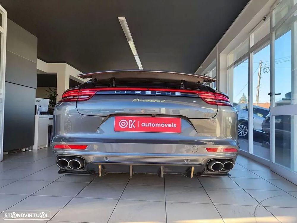 Porsche Panamera 4 E-Hybrid Platinum Edition - 9