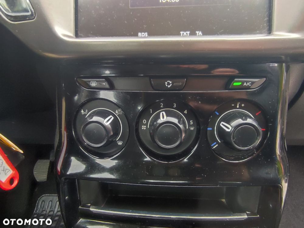 Citroën C3 1.6 BlueHDi Shine S&S - 16