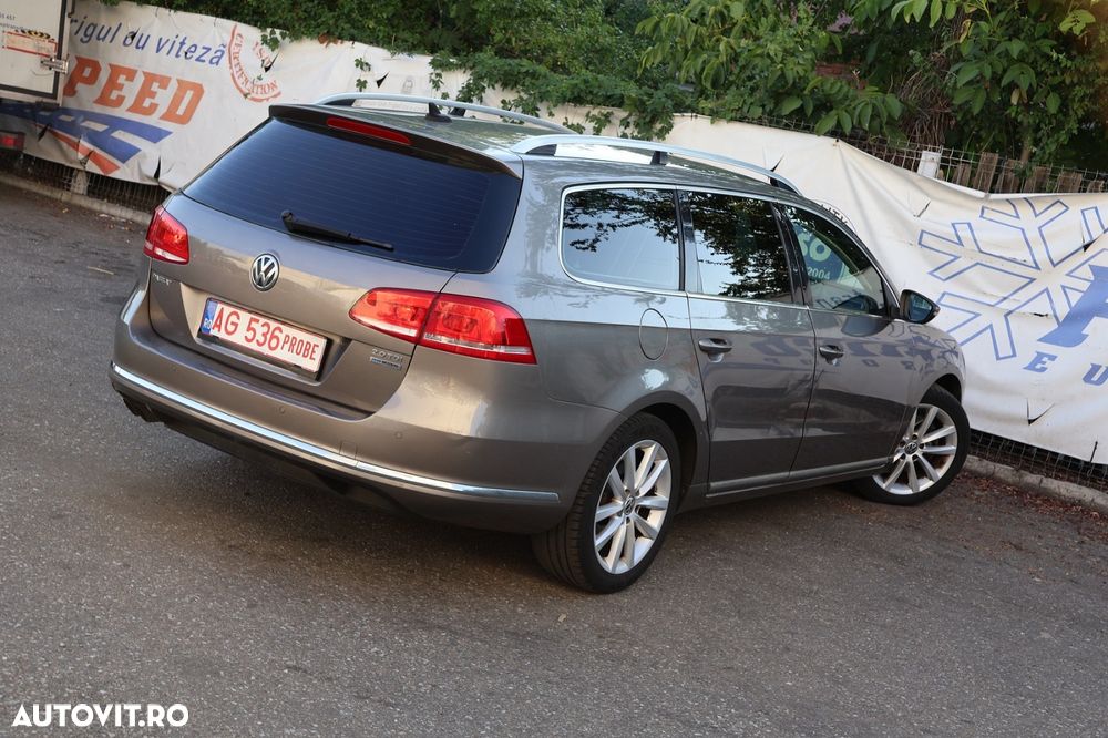 Volkswagen Passat 2.0 TDI BlueMotion Technology DSG Highline - 5