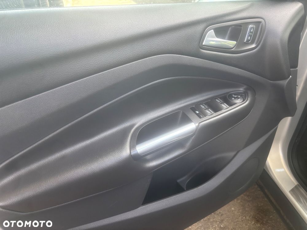 Ford Kuga 1.5 EcoBoost 2x4 SYNC - 21