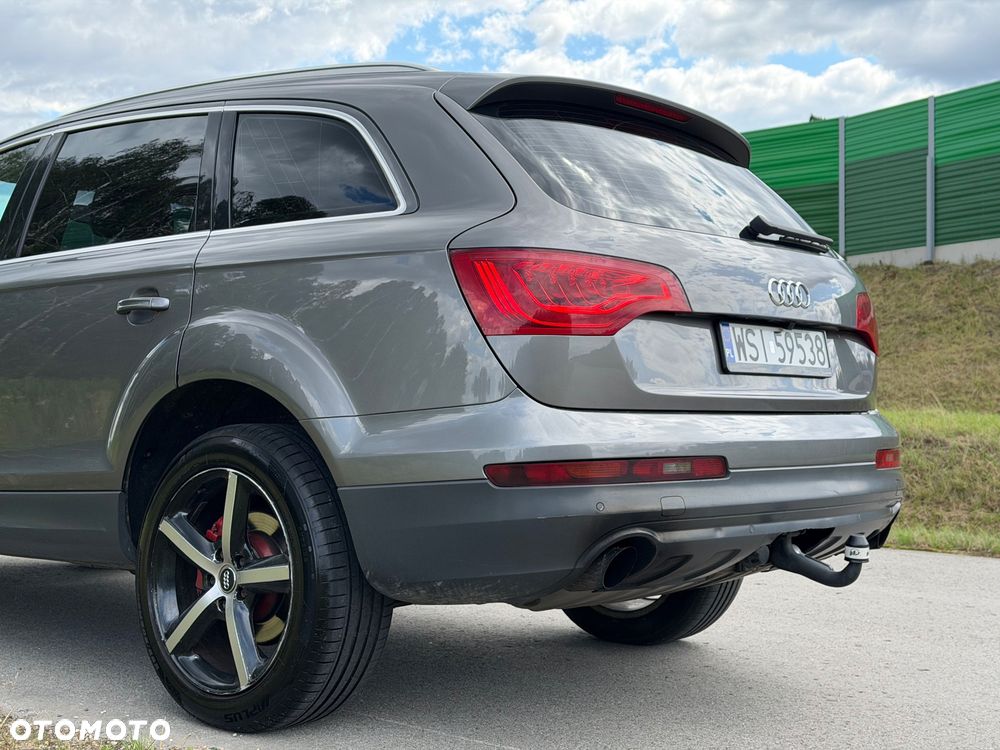 Audi Q7 3.0 TDI DPF clean diesel Quattro Tiptronic - 24