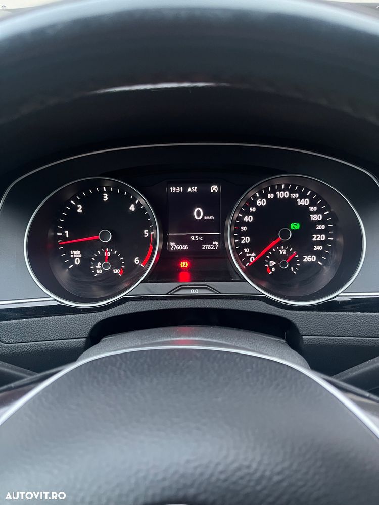 Volkswagen Passat 2.0 TDI DSG Comfortline - 13
