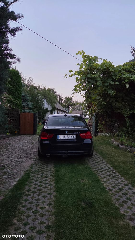 BMW Seria 3 320d xDrive - 6