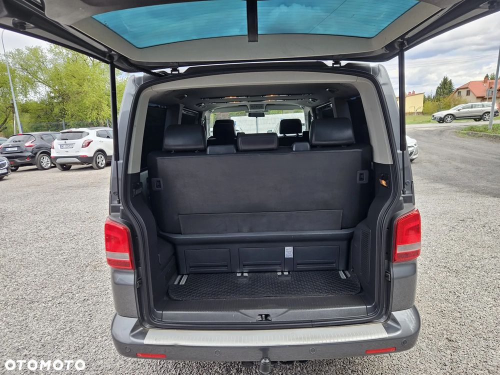Volkswagen Multivan - 38