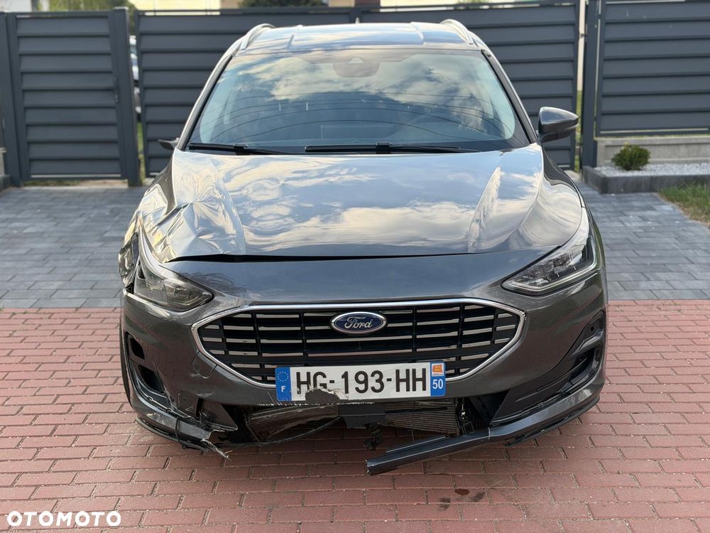Ford Focus 1.0 EcoBoost Hybrid ACTIVE X - 2