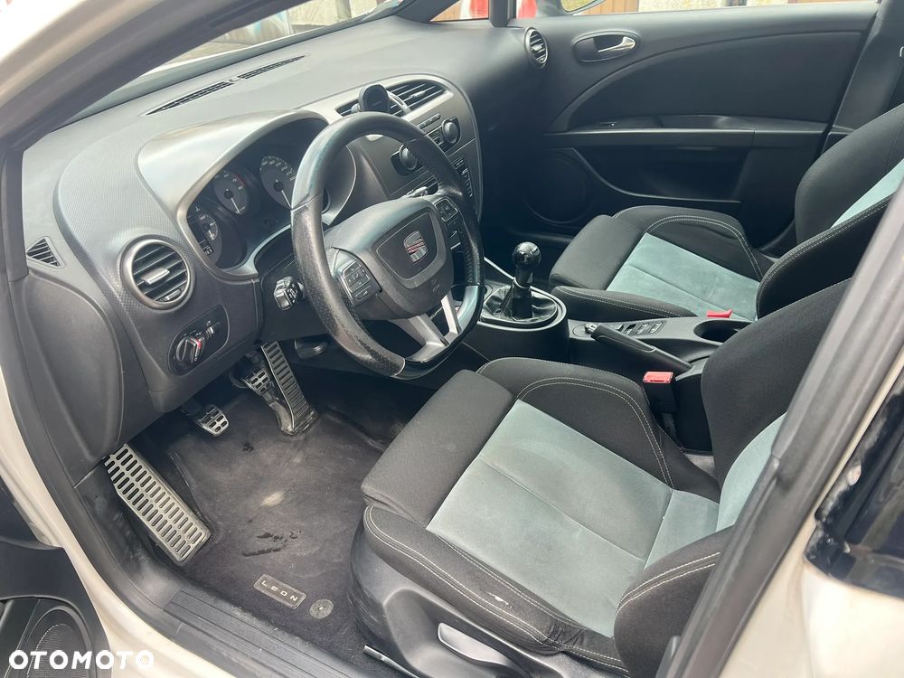 Seat Leon 2.0 T FSI Cupra R - 11