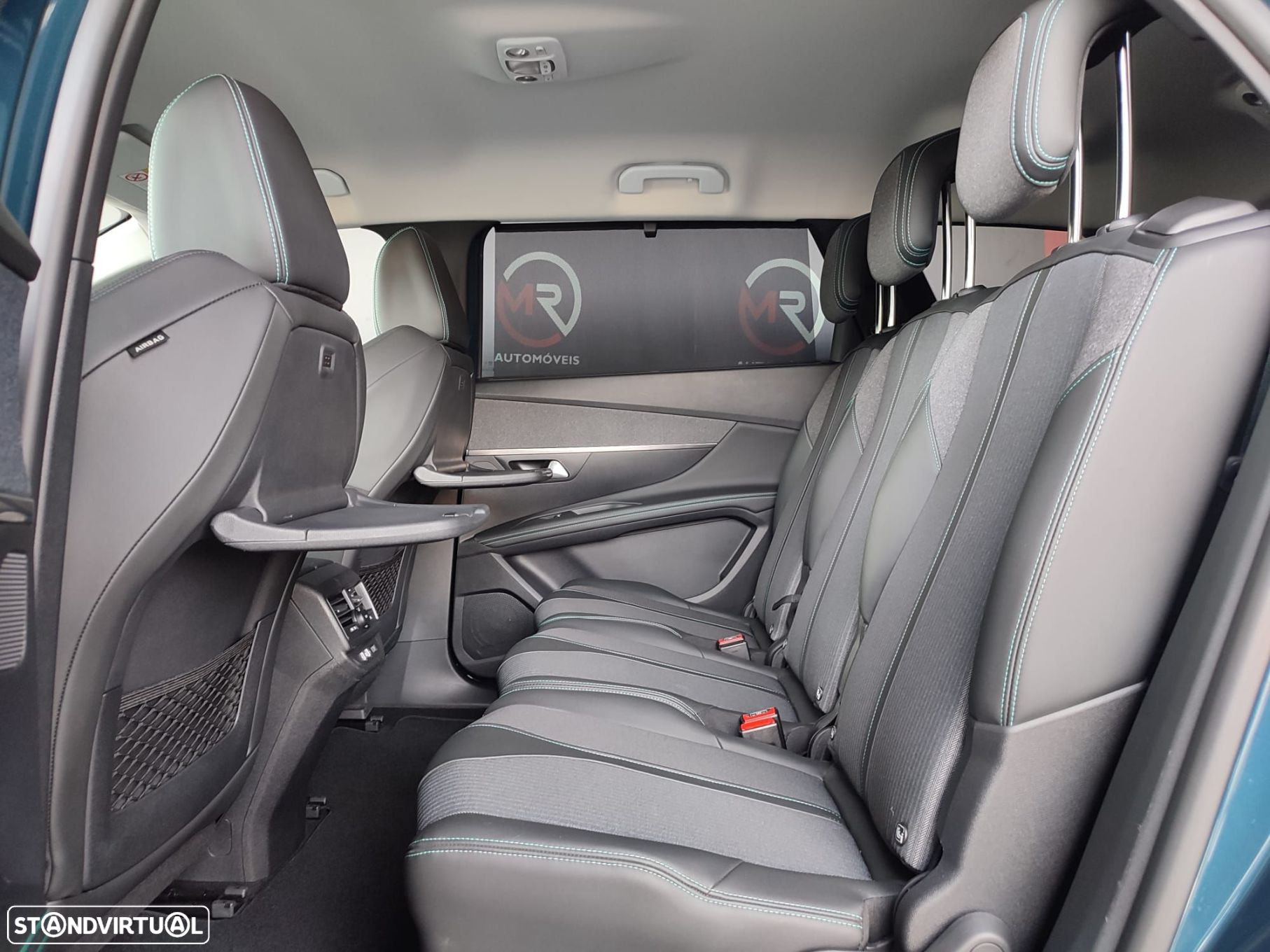 Peugeot 5008 1.5 BlueHDi Allure Pack EAT8 - 29
