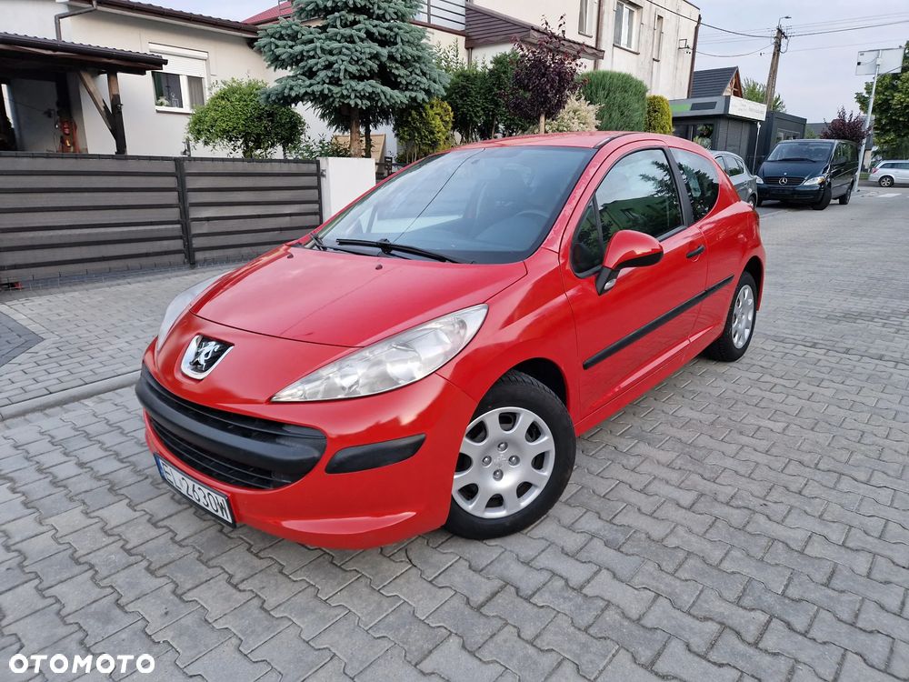 Peugeot 207 1.4 16V Trendy - 11
