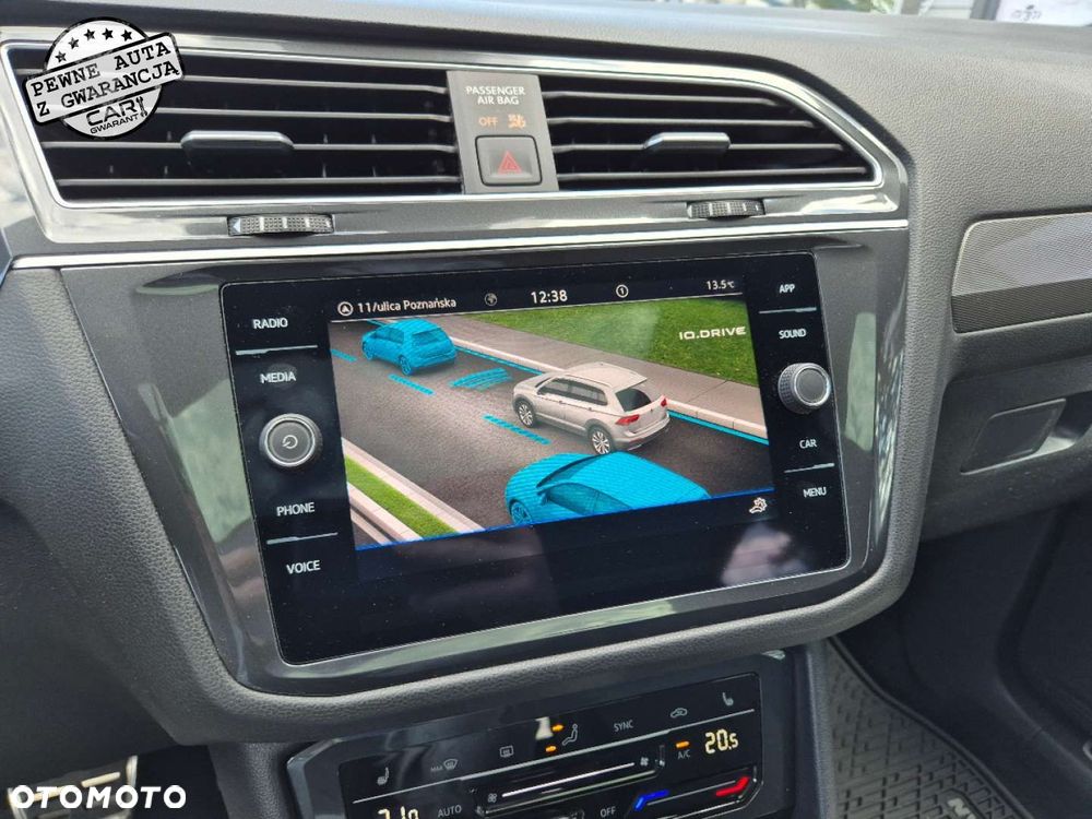 Volkswagen Tiguan - 36