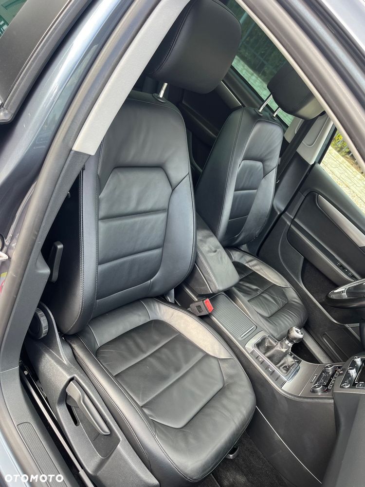Volkswagen Passat 1.6 TDI Perfectline - 20