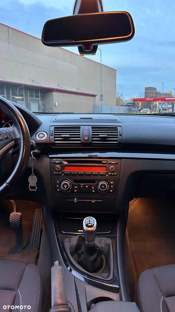 BMW Seria 1 118d - 14