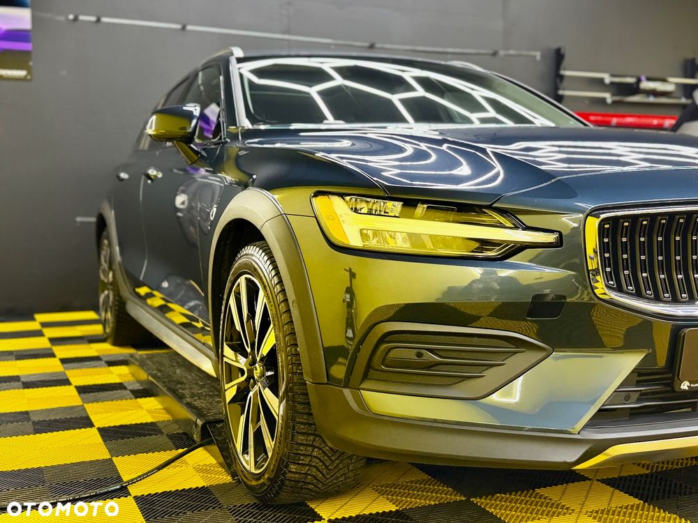 Volvo V60 Cross Country T5 AWD Geartronic - 35