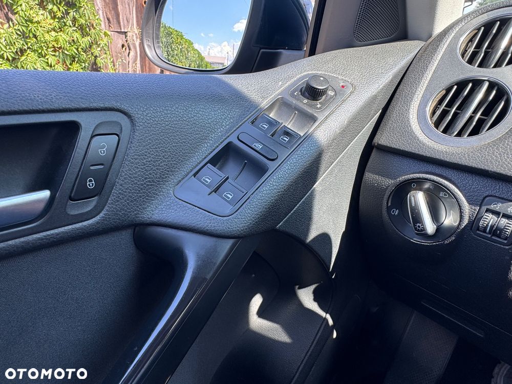 Volkswagen Tiguan 2.0 TDI DPF 4Motion BlueMotion Technology Cup Sport & Style - 15