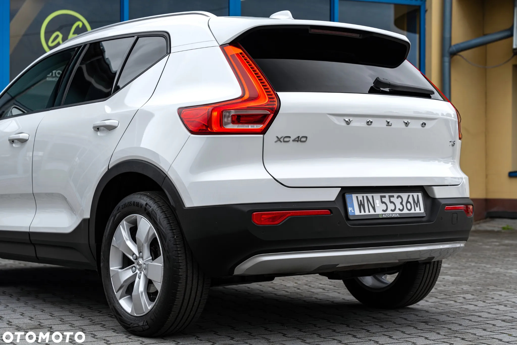 Volvo XC 40 T3 Momentum Pro - 7