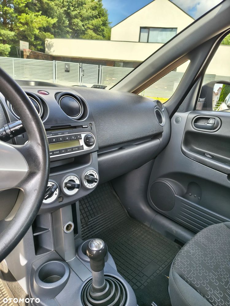 Mitsubishi Colt - 14